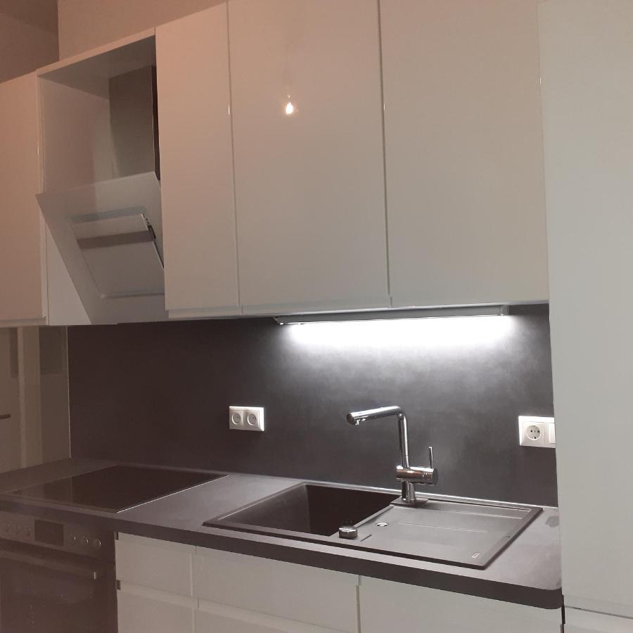 Grosszuegige,98M2 Grosse Wohnung In Stadtnaher Traumlage, Nur 200M Zum Stadtpark 올덴부르크 외부 사진